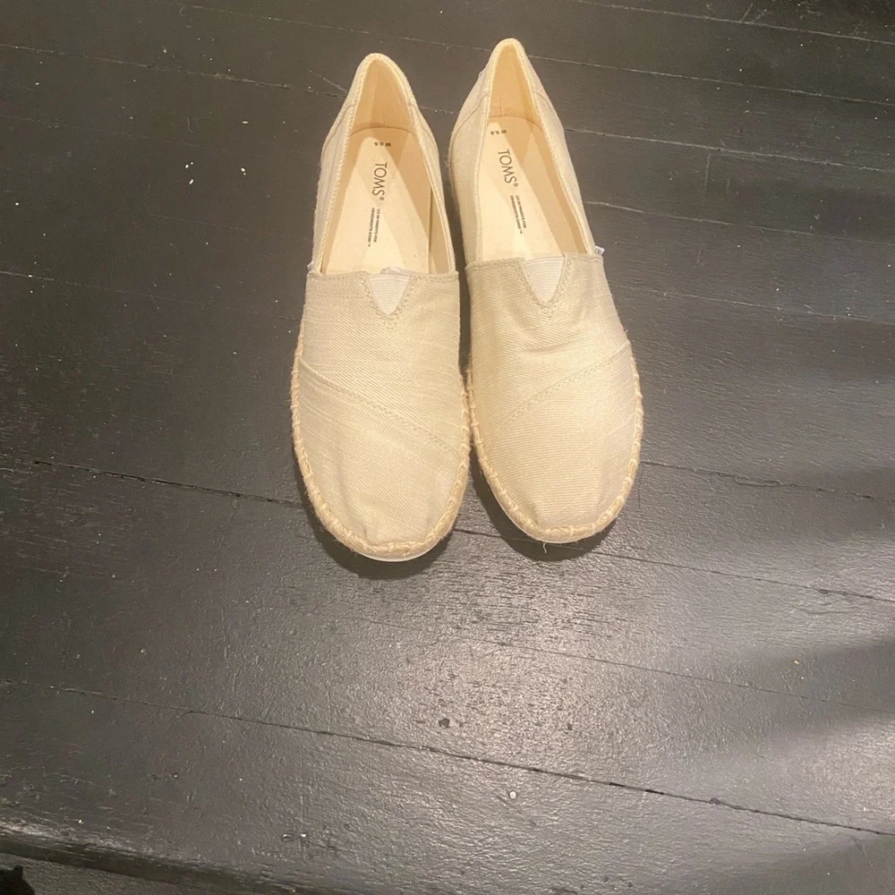 TOMS Alpargata Platform Espadrille Slip On Shoes Beige Womens Size 9.5W NEW